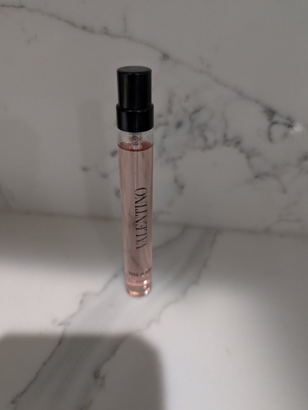 Valentino born in Roma Donna travel size